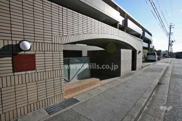 エントランスアプローチ