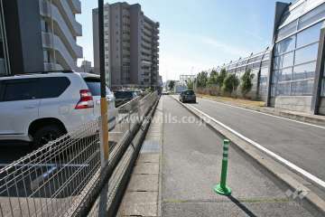 敷地北西側の前面道路