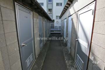 敷地内にある倉庫