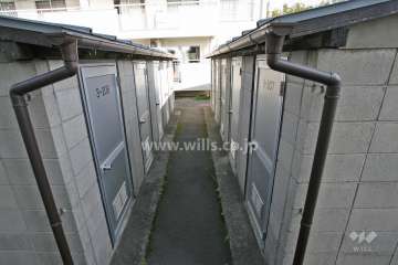 敷地内にある倉庫