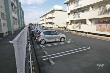 敷地内駐車場(屋外平面式)