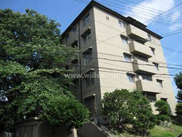 メゾン千里丘3番街の外観（北西側から）