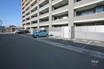 敷地内駐車場（屋外平面式）