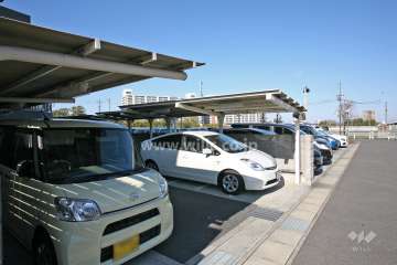 来客者用駐車場