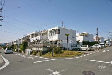 黒石第三住宅の外観(南東側から)