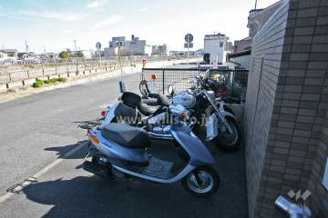 バイク置場