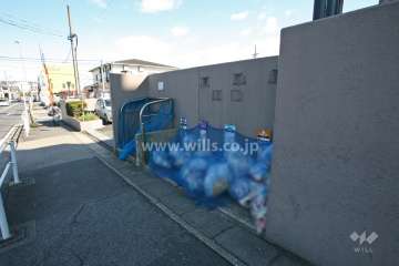 ゴミ置き場