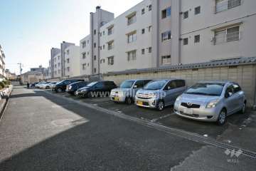敷地内駐車場(屋外平面式)