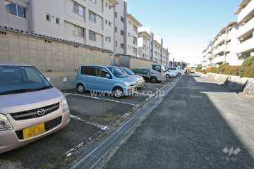 敷地内駐車場（屋外平面式）