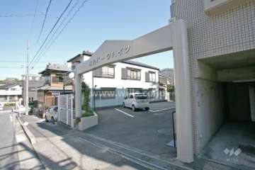 エントランスアプローチ
