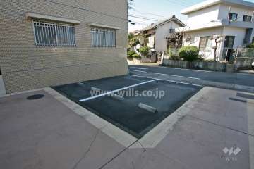 敷地内駐車場(屋外平面式)