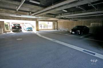 敷地内駐車場(屋内平面式)