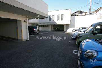 敷地内駐車場（自走式）