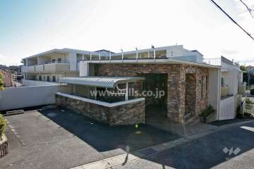 サンマンションアトレ大高の外観（北西側から）