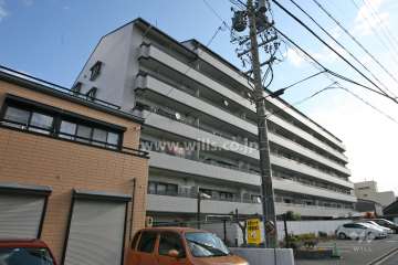 ライオンズマンション大高緑地の外観（西側から）
