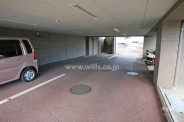 敷地内駐車場（自走式）