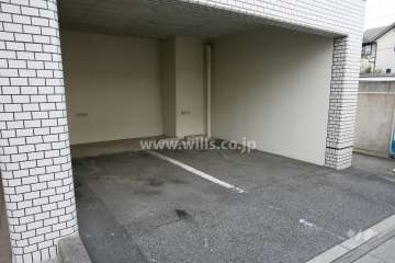 敷地内駐車場(屋内平面式）