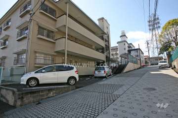 敷地内駐車場（屋外平面式）