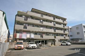 宝マンション滝ノ水第5B棟の外観(南側から)