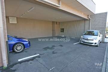 敷地内駐車場(屋外・屋内平面式)