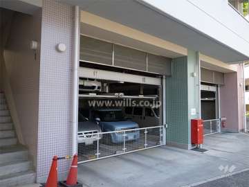 敷地内駐車場（屋内機械式）
