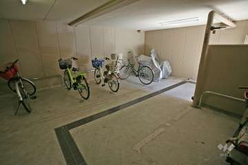 屋内駐輪場