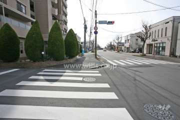 敷地北西側の前面道路
