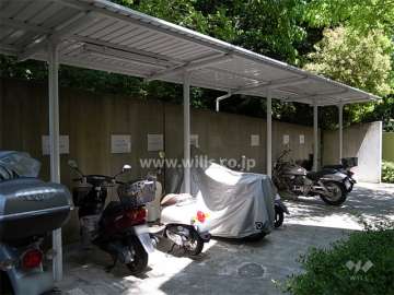 バイク置き場