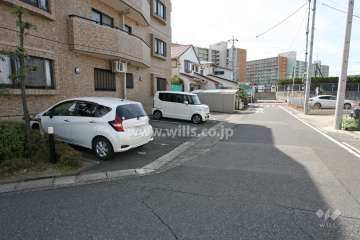 敷地内駐車場（屋外平面式）