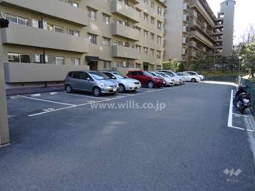 敷地内駐車場（屋外平面式）
