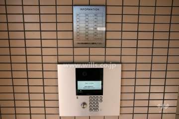 案内板とオートロック