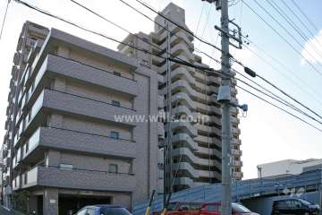 宝マンション野並南の外観(北東側から)