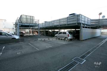 敷地内駐車場(屋外立体式）
