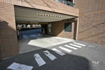 駐車場入り口