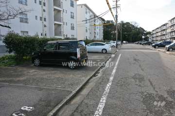 敷地内駐車場(屋外平面式)