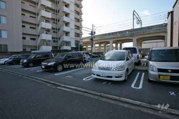 敷地内駐車場(屋外平面式)