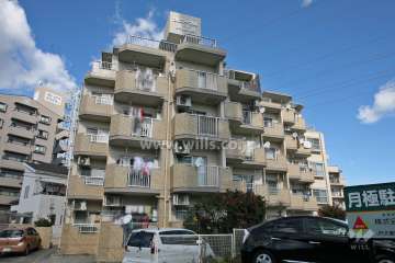 ユニーブル諏訪山の外観(南側から)