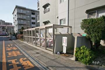 ゴミ置き場