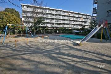 敷地内公園の遊具