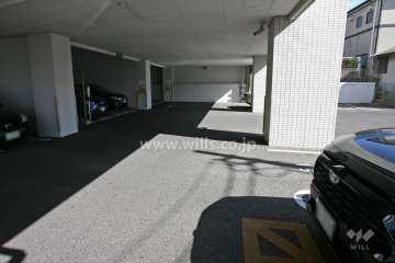 敷地内駐車場（自走式）