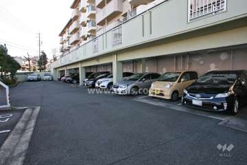 敷地内駐車場(屋外平面式)