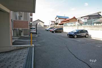 敷地内駐車場(屋外平面式)