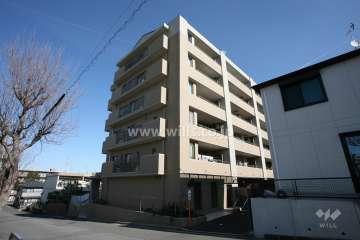 モアグレース鳴子の外観（南西側から）