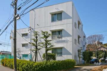 有松グリーンハイツ1号棟の外観(北東側から)