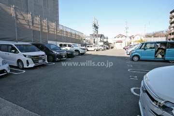 敷地内駐車場（屋外平面式）