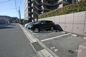 敷地内駐車場（屋外平面式）