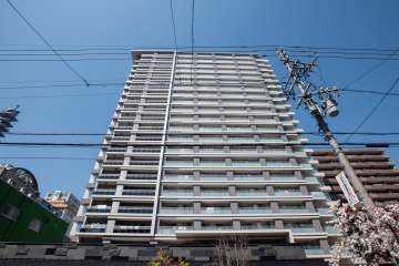 プラウドタワー名古屋久屋大通公園の外観（南側から）