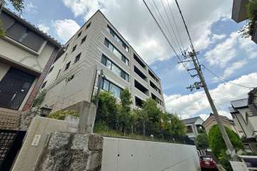 ウェリス東芦屋町の外観（南西側から）