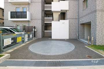 敷地内駐車場（屋外機械式）