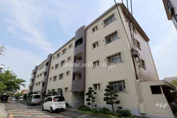 幸心東住宅2号棟の外観（北西側から）